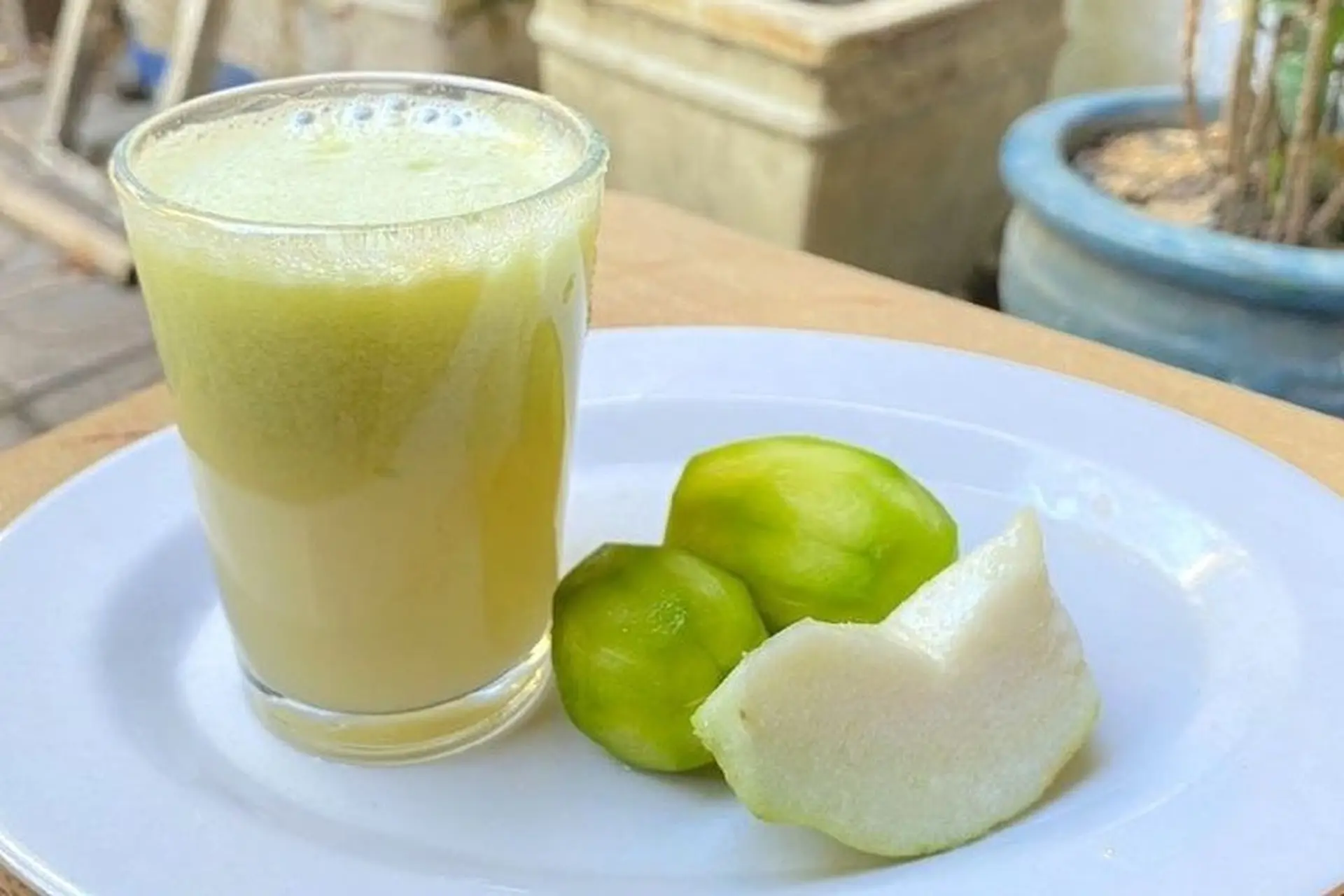 Nước Ép Cóc Ổi